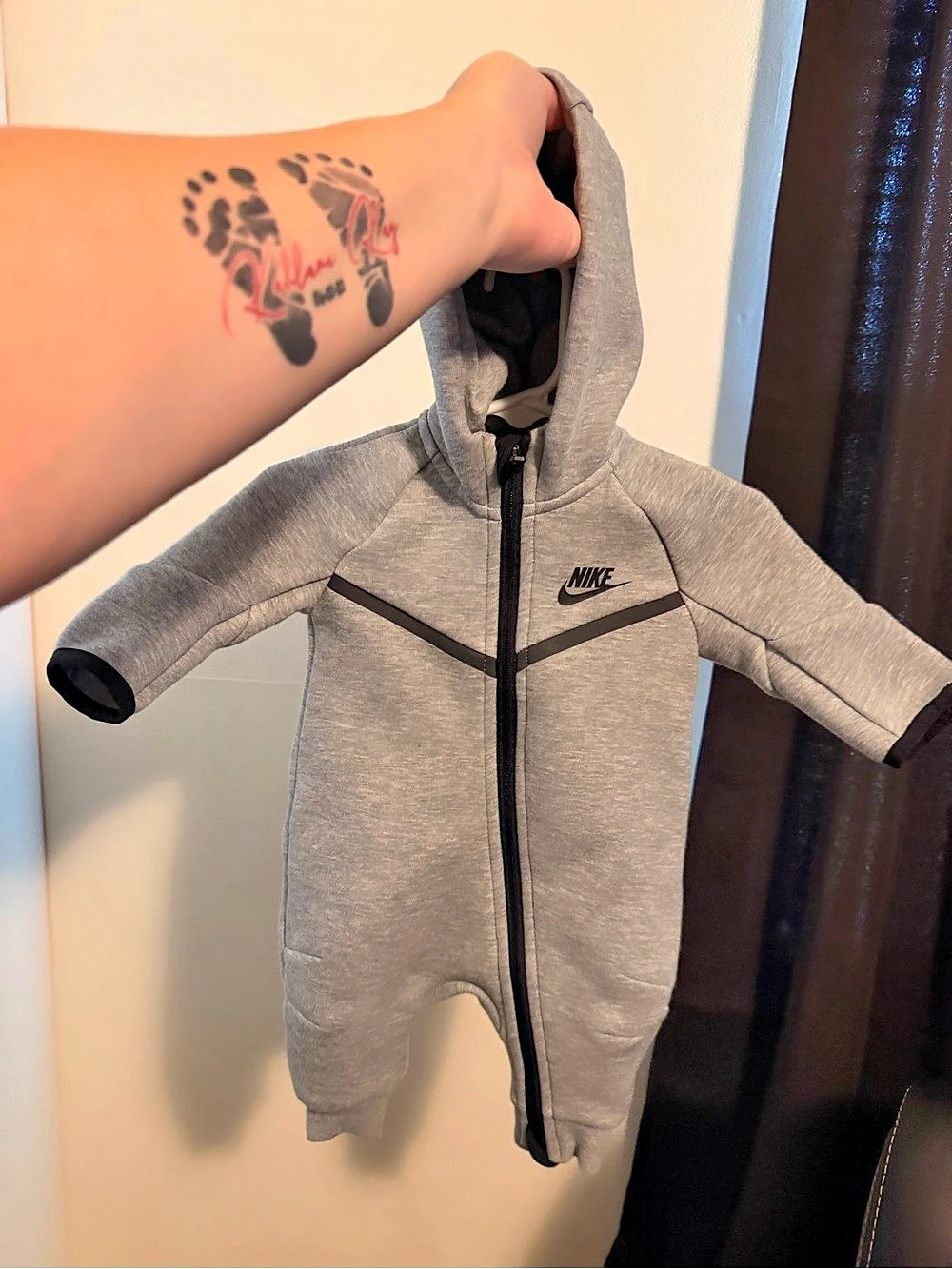 Nike Tech Fleece Coverall Baby Gray 3M
